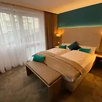 Daire Appartementhotel Cura 4*