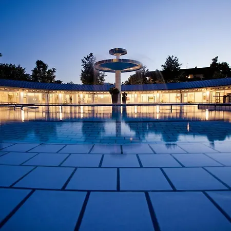 Appartementhotel Cura Apartamento 4*